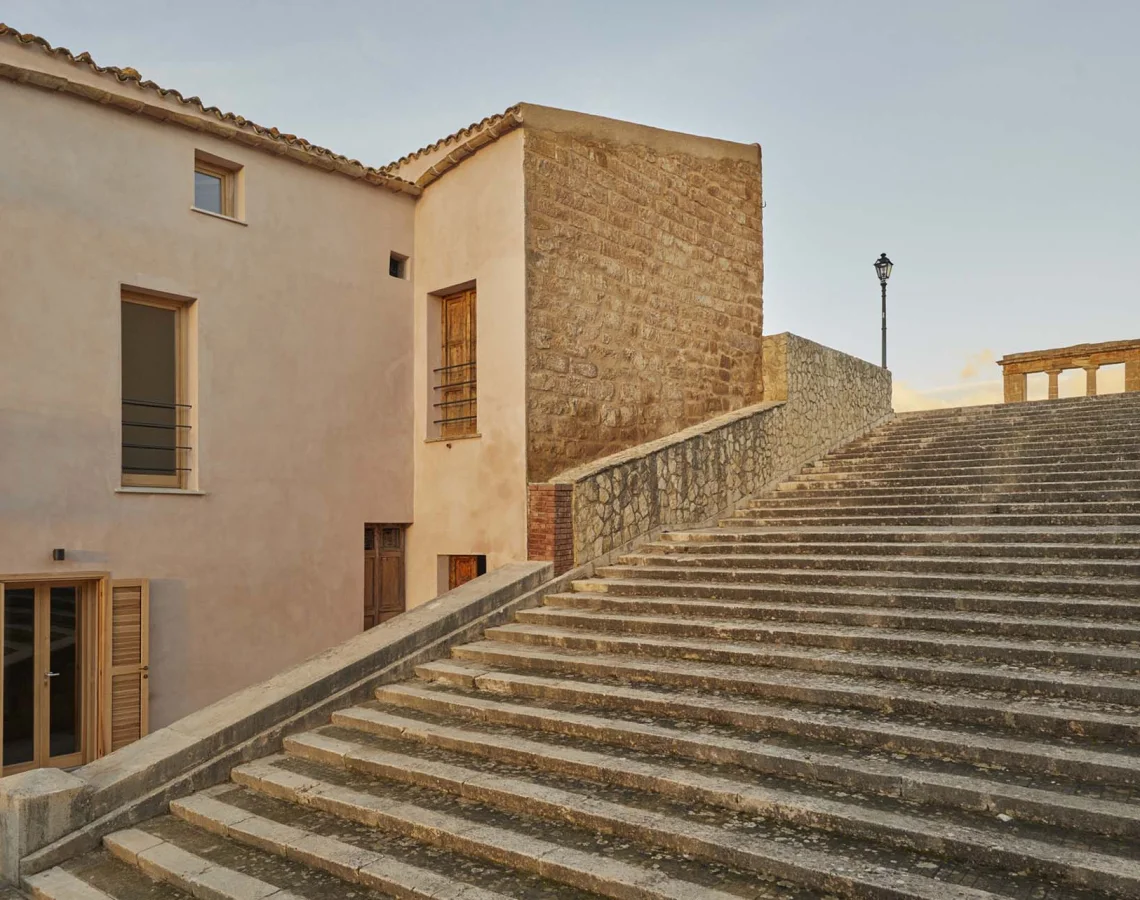 YouBuild: Casa a 1 euro, Sambuca di Sicilia, progetto di Studio Didea