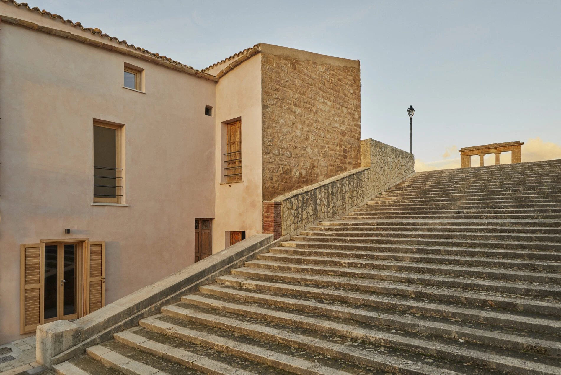 Sambuca Airbnb, Hospitality · Residenziale a Sambuca di Sicilia (AG) — Studio Didea — Verticale