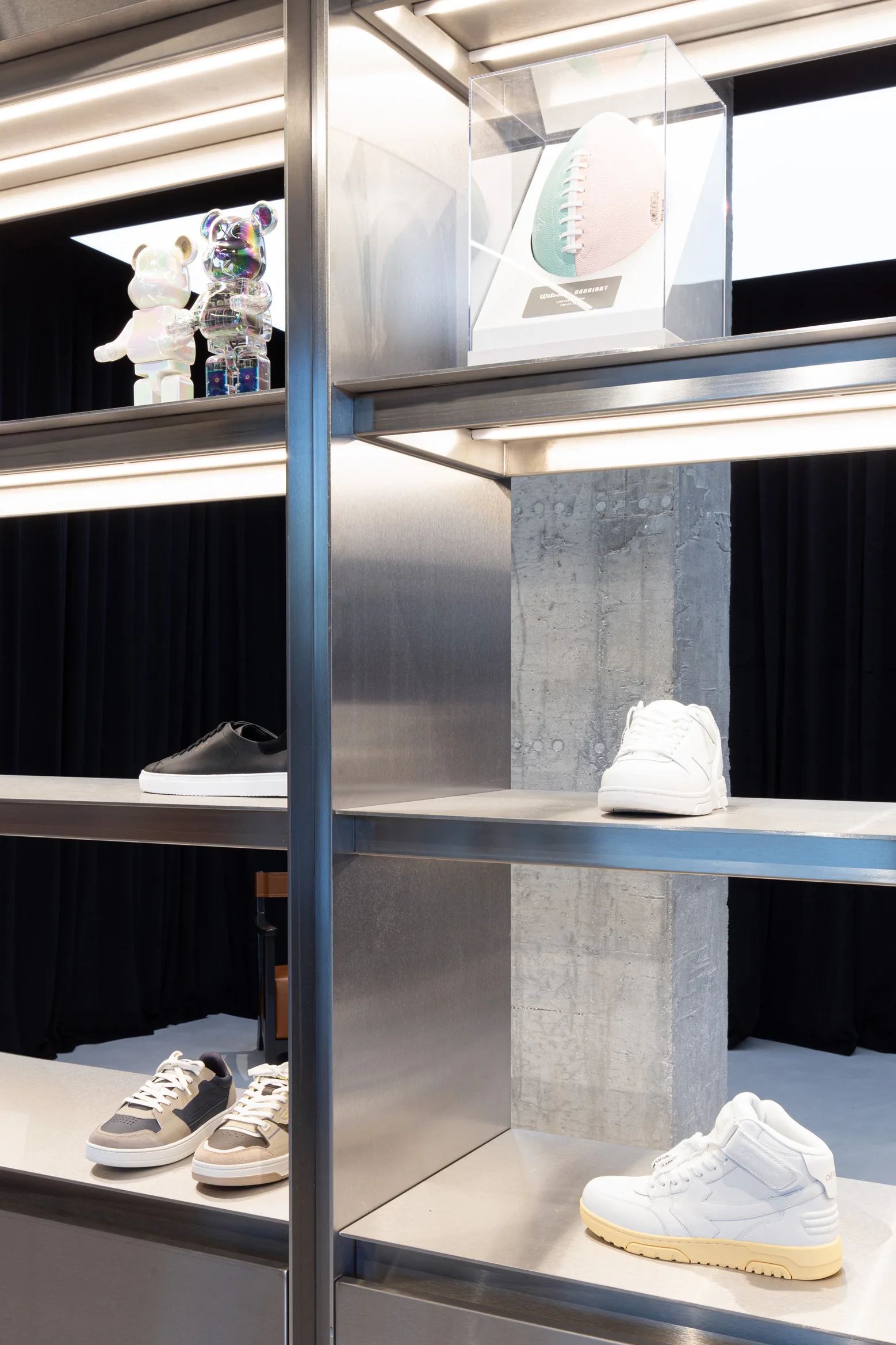 Super F#, Retail a St Julian's, Malta — Studio Didea — Contemporaneo