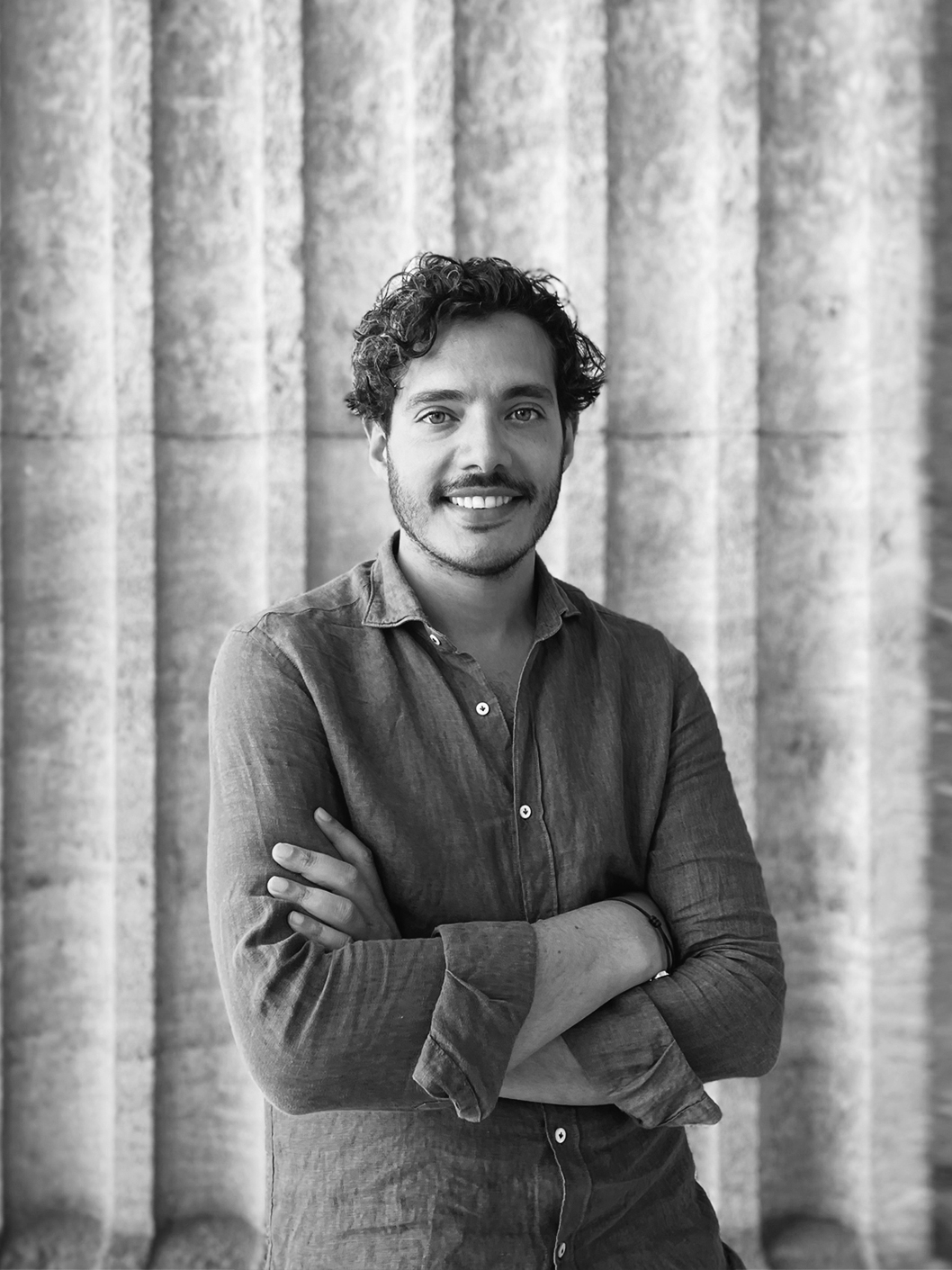 Scopri i servizi di architettura di Nicola Andò, specializzato in progettazione e ristrutturazione di lusso in Sicilia. Con un occhio attento al design contemporaneo, Giuseppe De Lisi trasforma spazi abitativi e commerciali in opere d'arte funzionali.